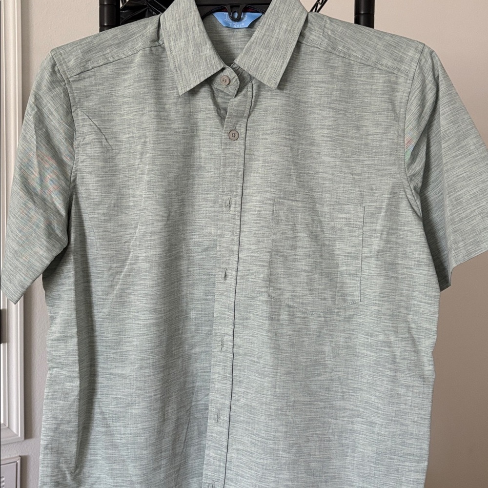 Men's Gray Short Sleeve Shirt